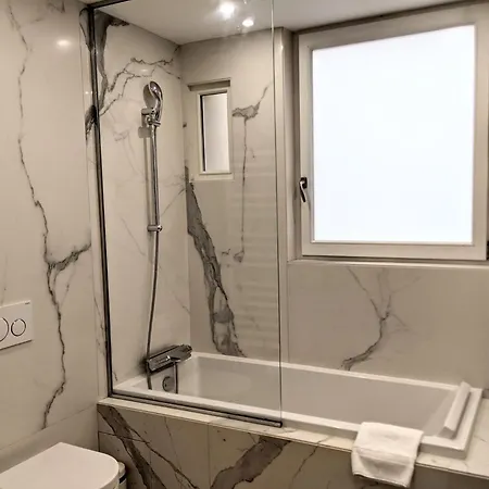 Residences Harcourt - Ile Saint Louis - Parigi