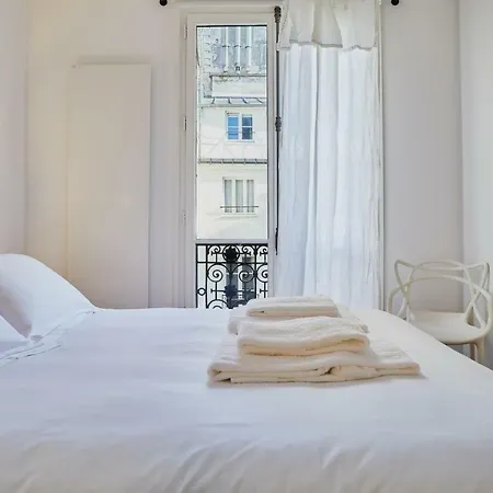 Residences Harcourt - Ile Saint Louis - Parigi